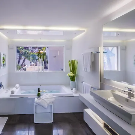 Lägenhetshotell Jardin De La Paz 4*